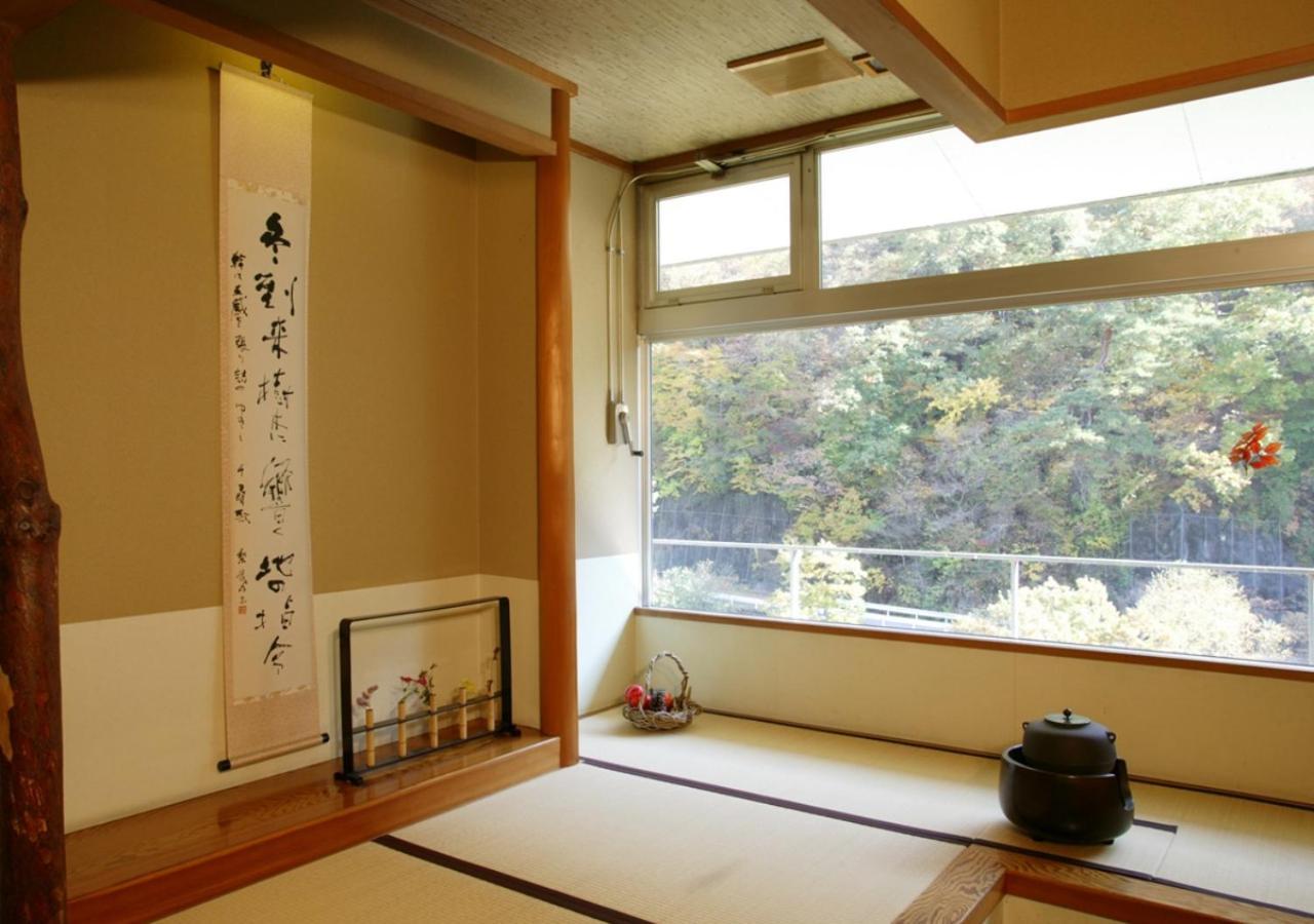 Itoen Hotel Oze Oigami Sanrakuso Numata  Bagian luar foto